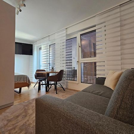 High Class - Design Apartment - Favorite Place - Full Equipment - Public Transport Norimberk Pokoj fotografie